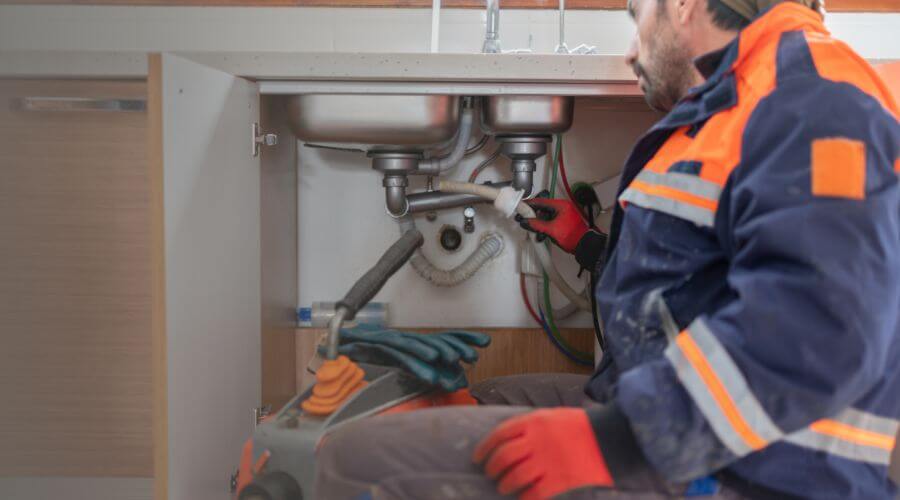 Commercial Slab Leak Plumbing in Luling, TX